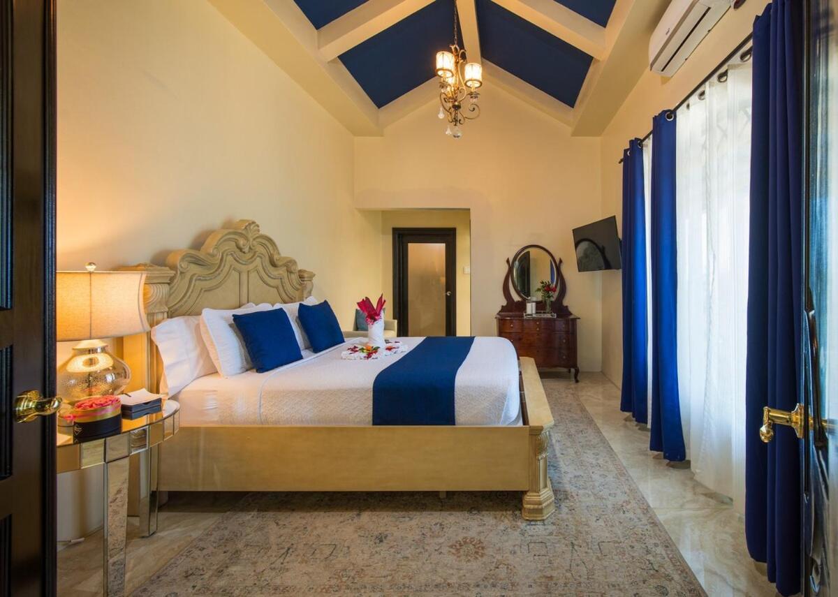 Villa Mimosa Jamaica Exclusive Luxury Stay- Resort Vibe Discovery Bay Exterior photo